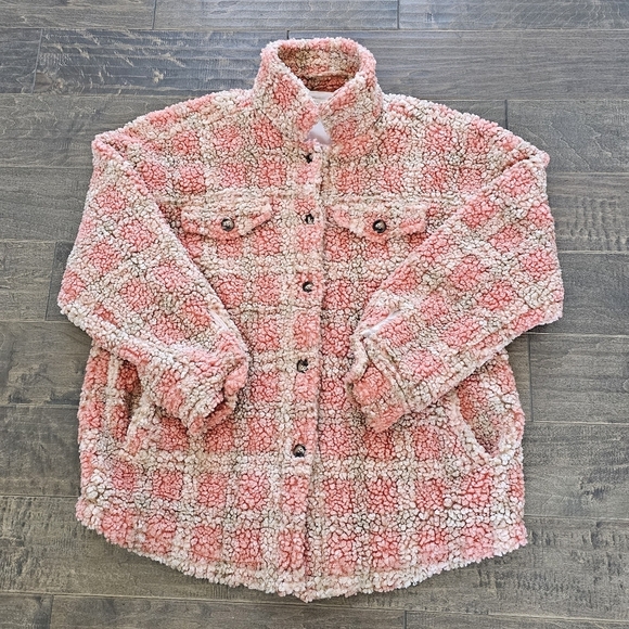 Illa Illa Oversized Women's Cozy Coral Pink & Cream Plaid Sherpa Jacket sz small - Picture 2 of 8